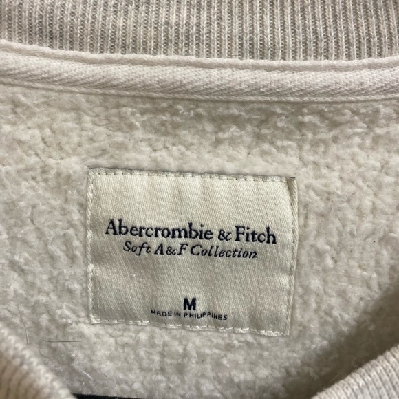 Abercrombie & Fitch Utah Gray Embroidered Sweatshirt Size M - Picture 5 of 7